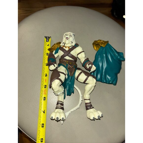 Funko Magic:The Gathering Legacy Action Figures Ajani Goldmane 7” Vinyl No Staff - Picture 2 of 7